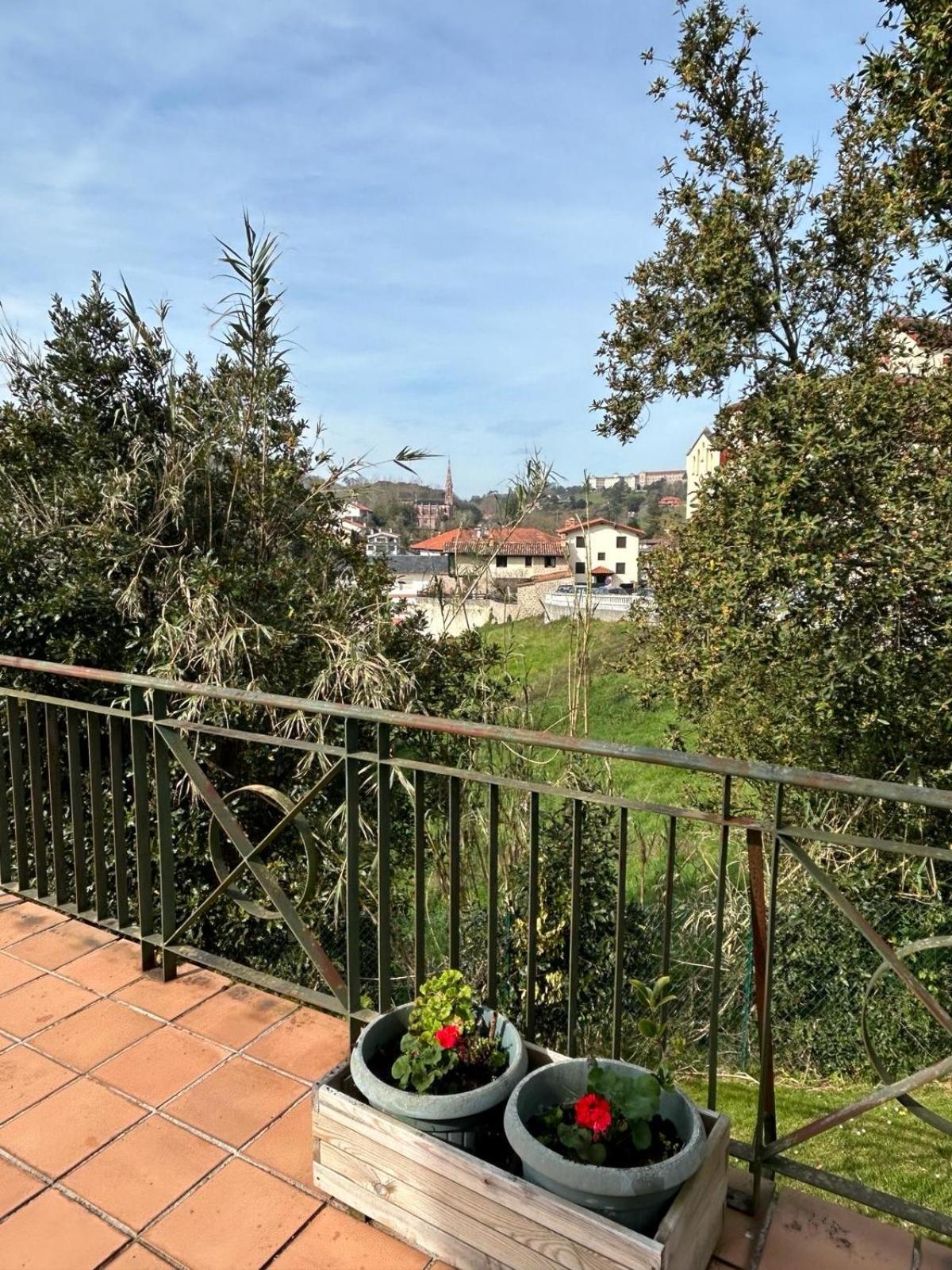 La Terraza Apartment Comillas Bagian luar foto